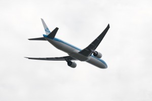 KLMオランダ航空 B777 f/13 1/500Sec ISO-100 113mm