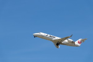 ボンバルディア CRJ-200@新潟空港2